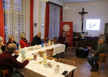 Setkání rodičů z projektu Adopce na dálku 