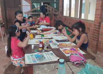 Co přinesl bolivijským dětem z chudých poměrů projekt Paraba Azul?