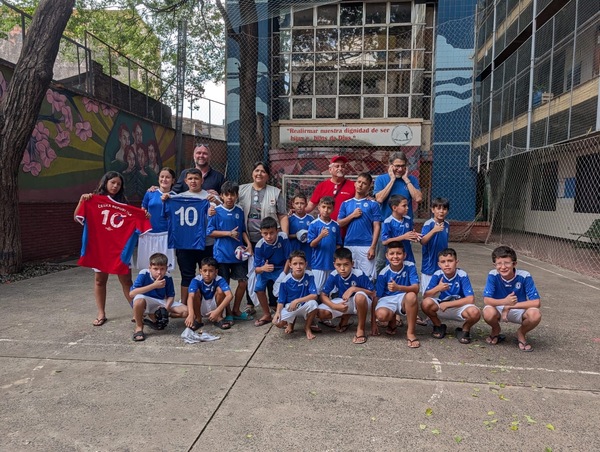 2213becd-327d-4411-bb45-9dff147eb922 2213becd-327d-4411-bb45-9dff147eb922